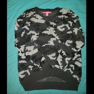 Camo pullover sweater